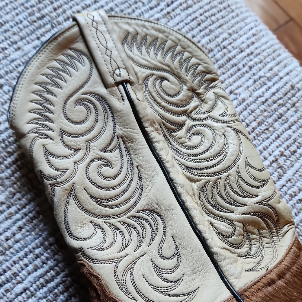 Tony Lama Brown Leather Cowboy Boots - Picture 10 of 16